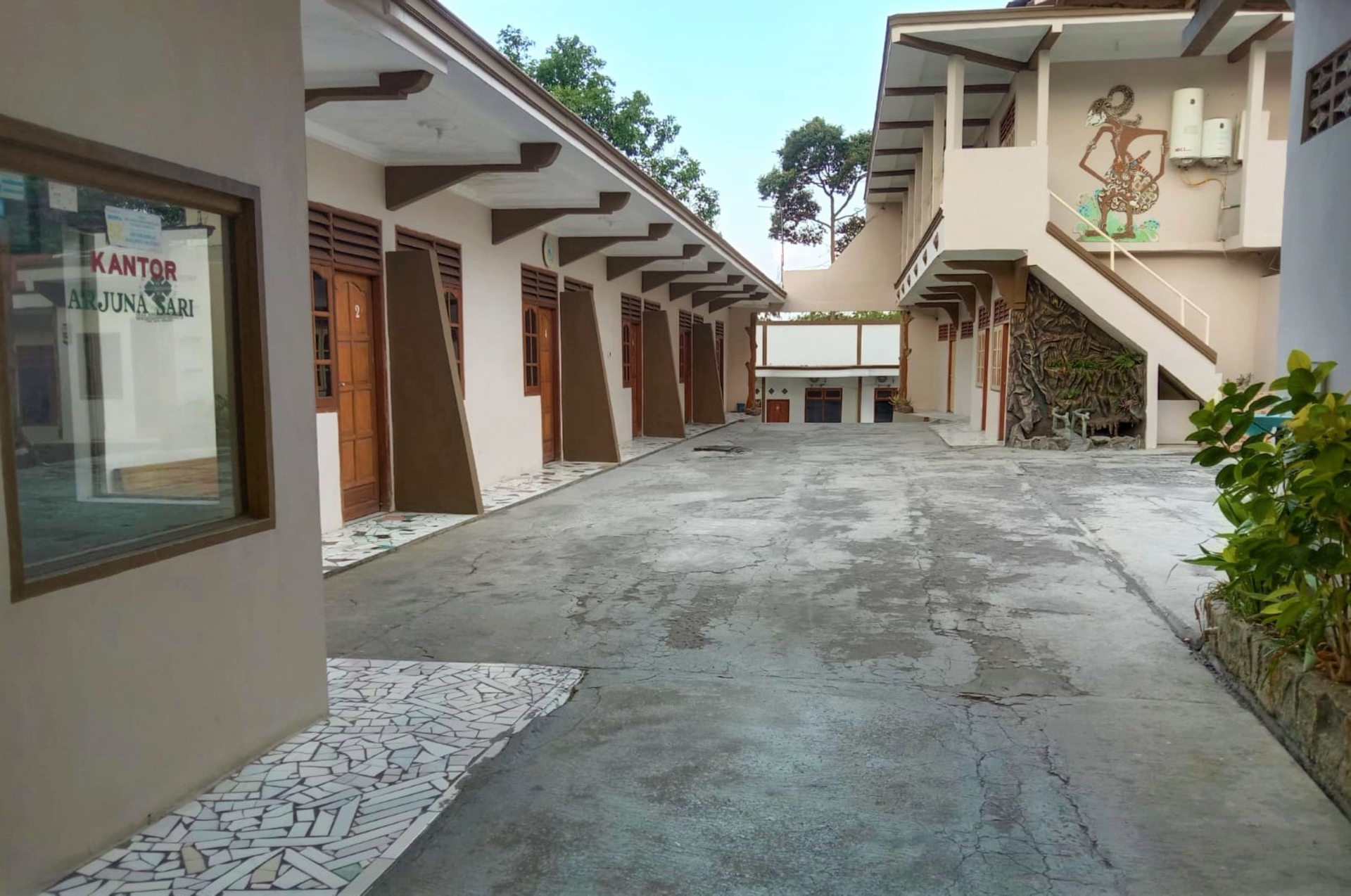Hotel Arjuna Sari Bandungan, Semarang
