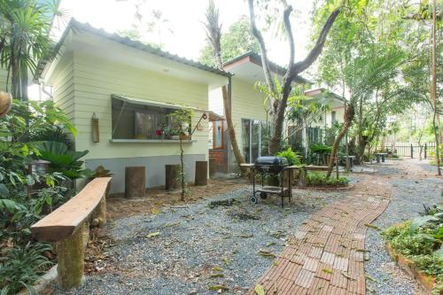 Exterior & Views 1, P's Cottage, Muang Trang