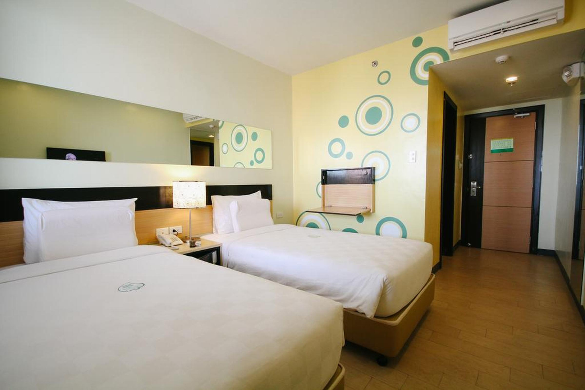 Single Standard Room