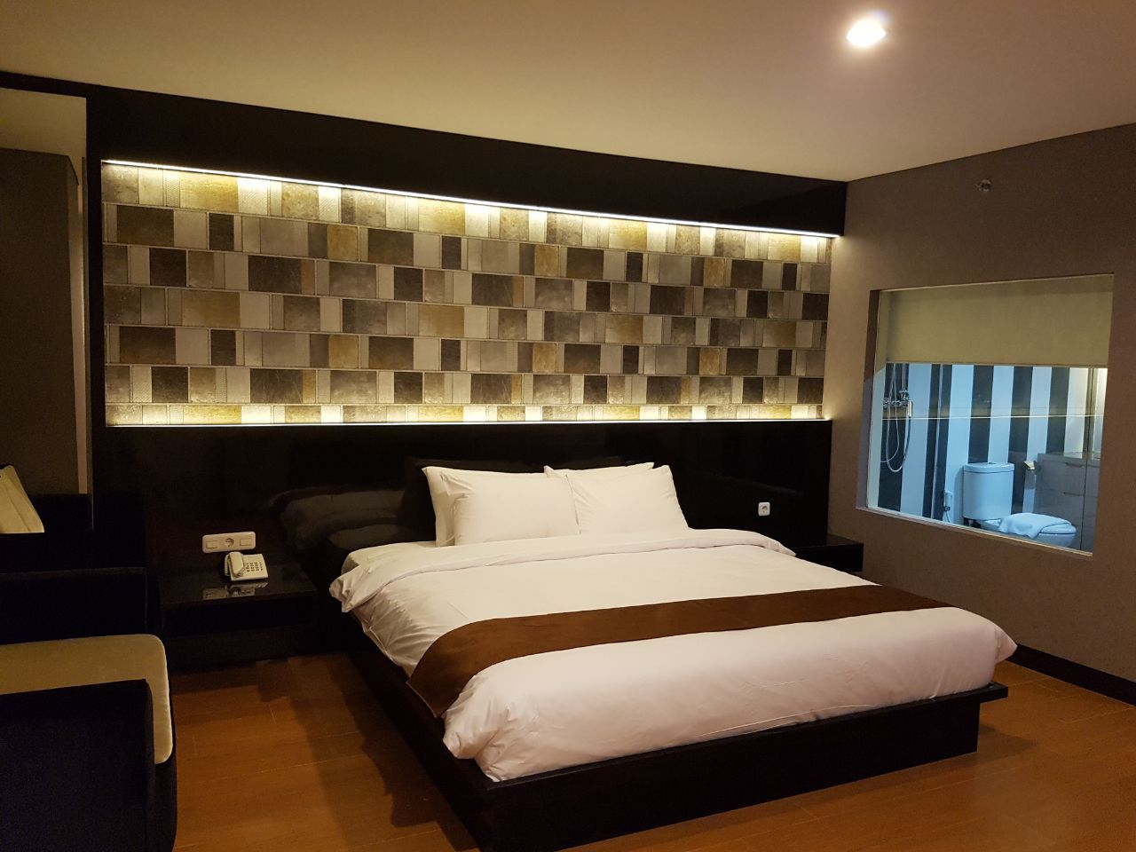 Bed 8