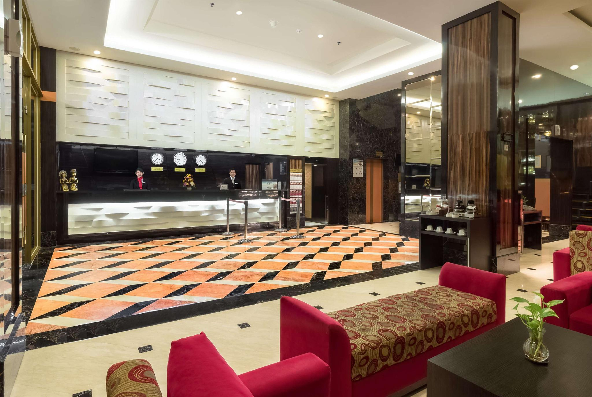 Public Area 5, Best Western Plus Makassar Beach, Makassar