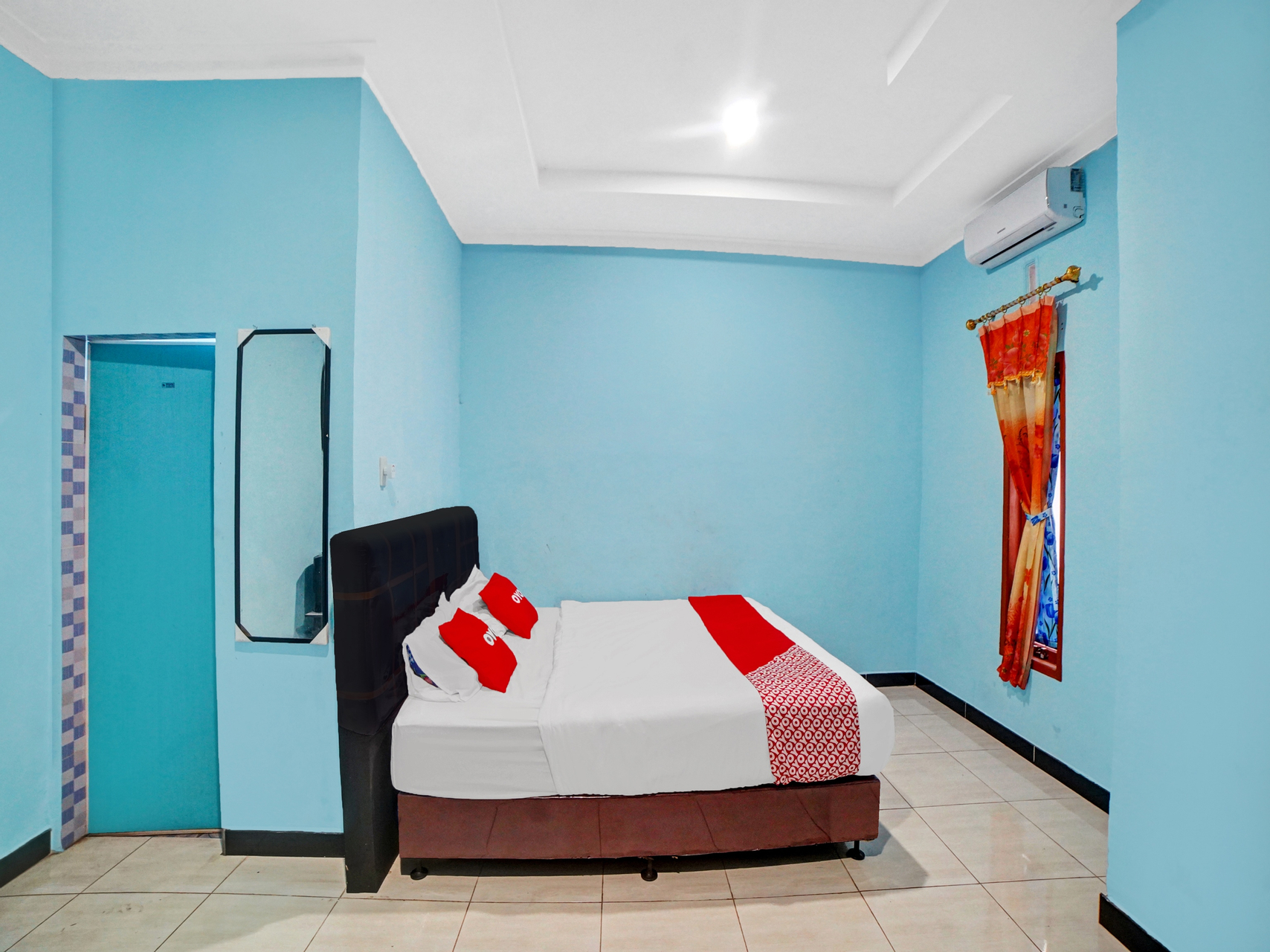 Bedroom 3, OYO 90509 Nadia Hotel, Pematangsiantar