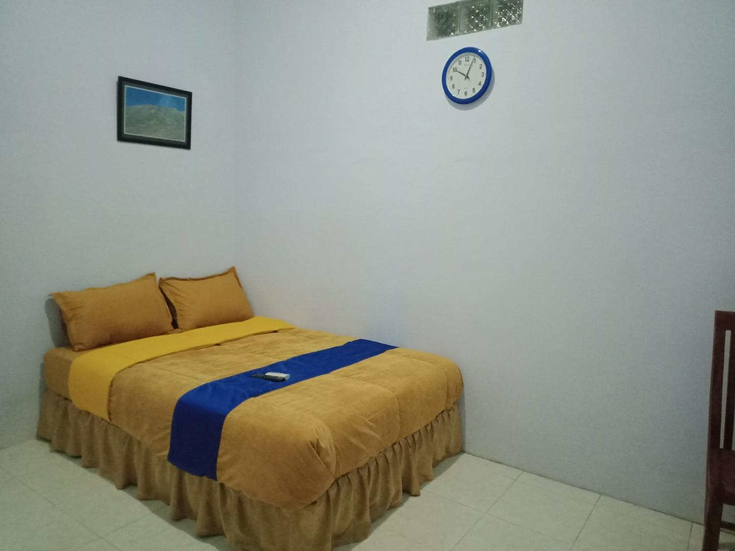 Bedroom, Raysha guest house, Probolinggo