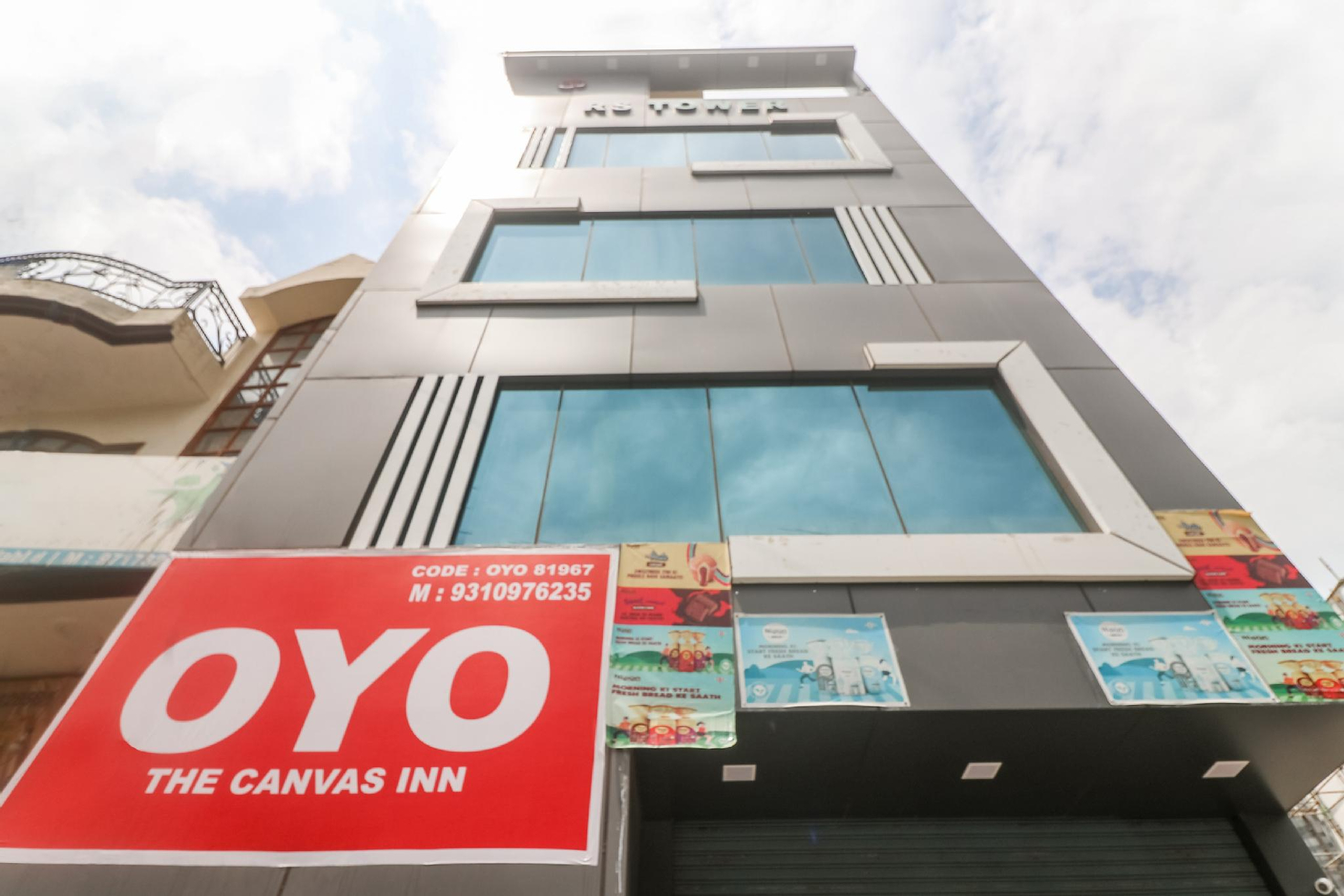 OYO 81967 Hotel Galaxy, Faridabad