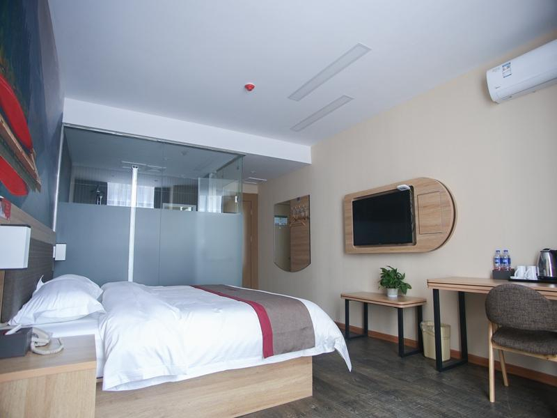 Guestroom 4, Thank Inn Plus Hotel Anhui Xuancheng Xuanzhou District Xinglong Road Wanda Plaza, Xuancheng