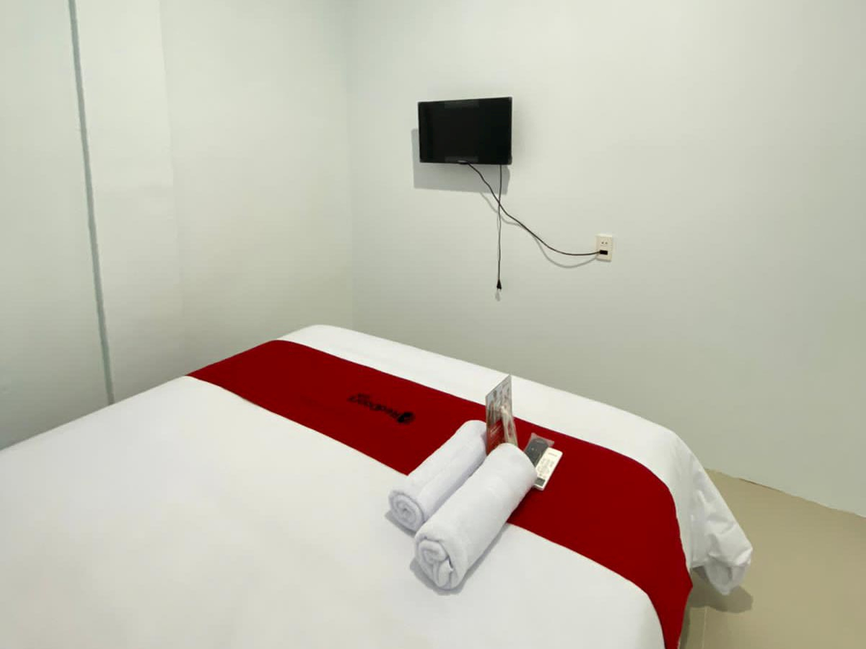 Bedroom 3, RedDoorz near Thamrin Plaza Medan 2 (tutup sementara), Medan