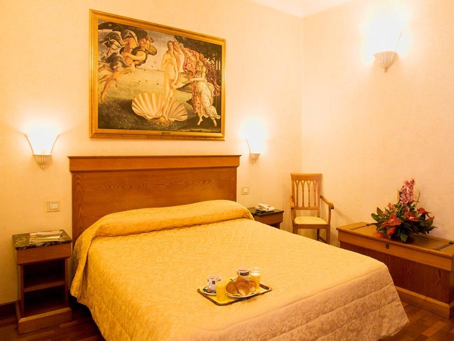Bedroom 1, Porta Faenza, Florence