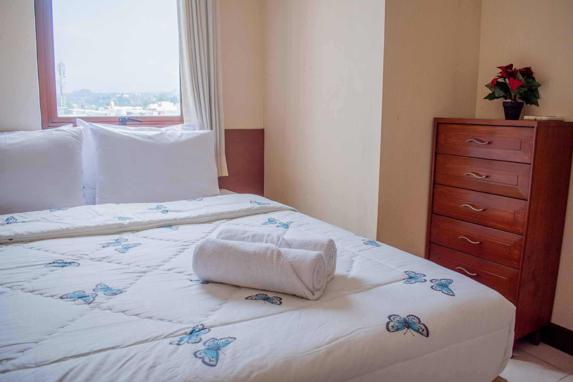 Bed 8