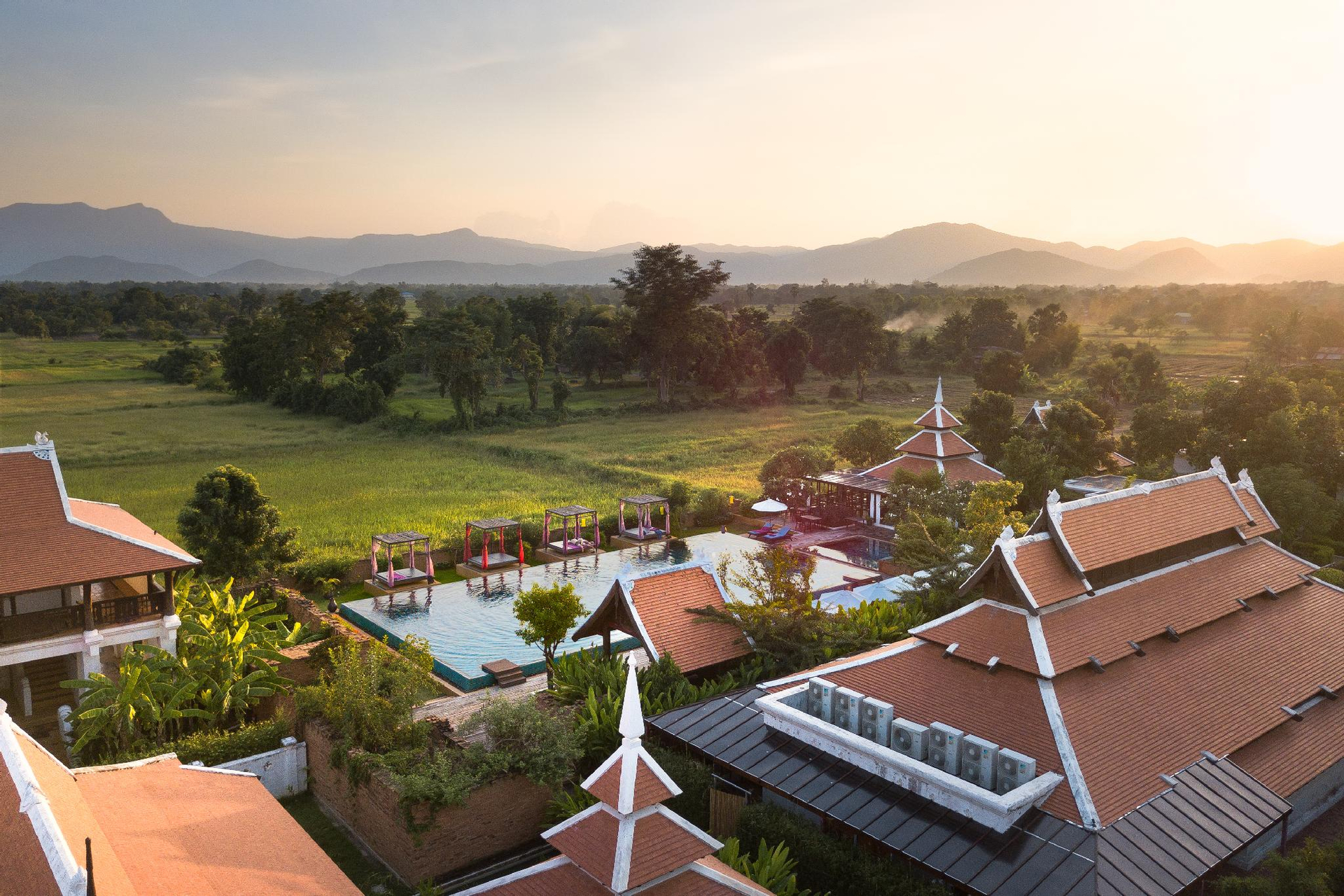 Sriwilai Sukhothai, Muang Sukhothai