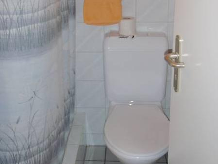 Bathroom 2, Gasthof Lowen, Aarwangen