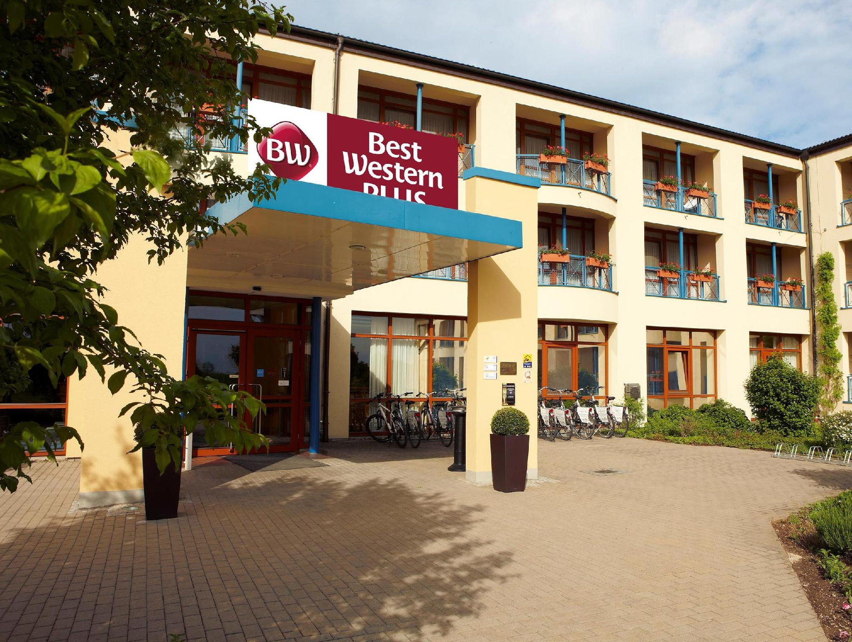 Exterior & Views 1, Best Western Plus Kurhotel an der Obermaintherme, Lichtenfels