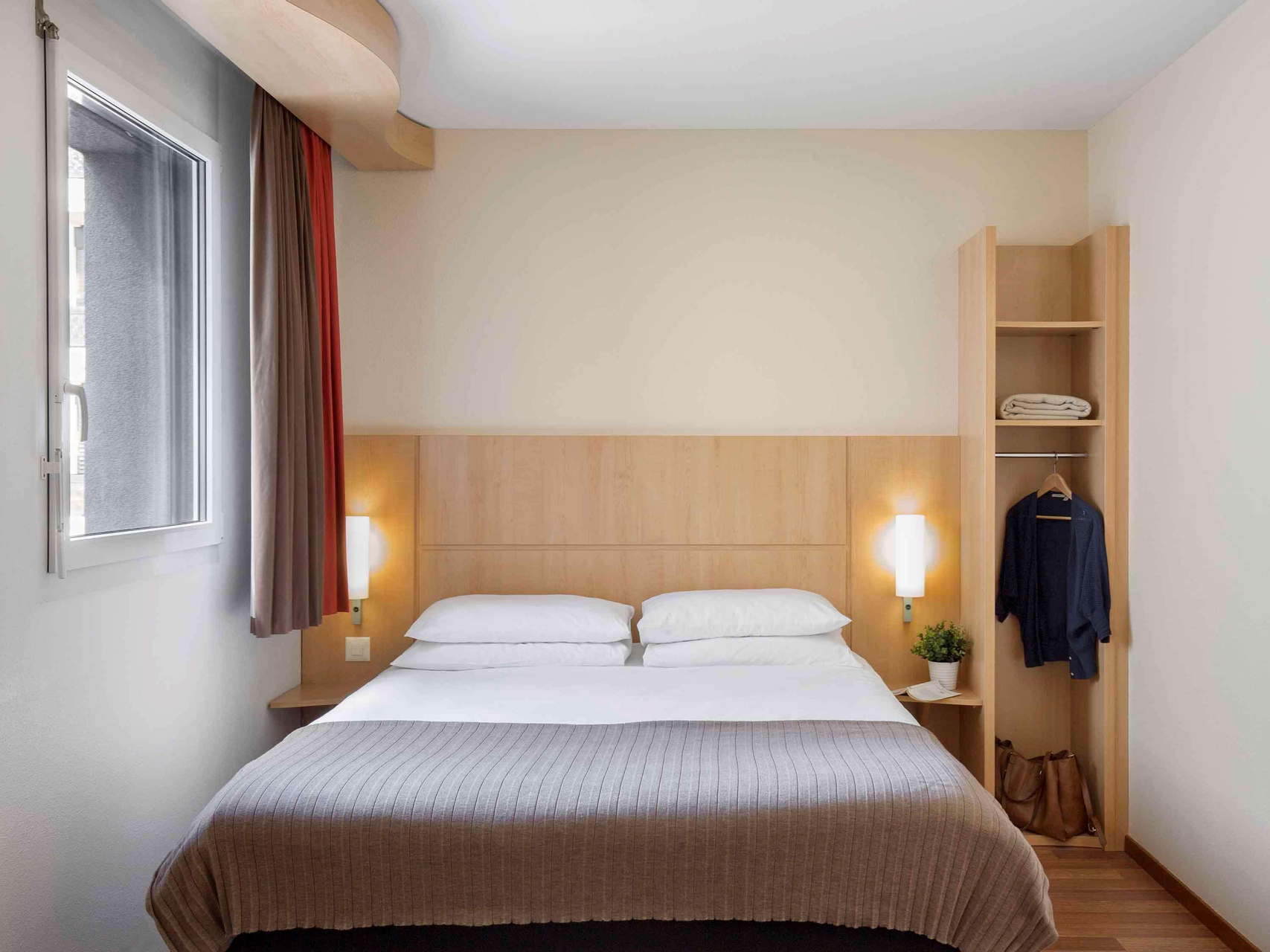 Room 51