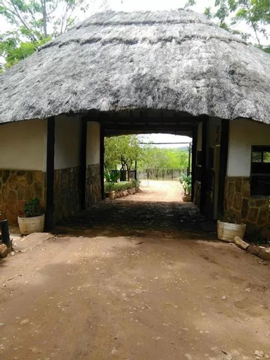Exterior view 1, Regency Lodge Panyanda, Masvingo