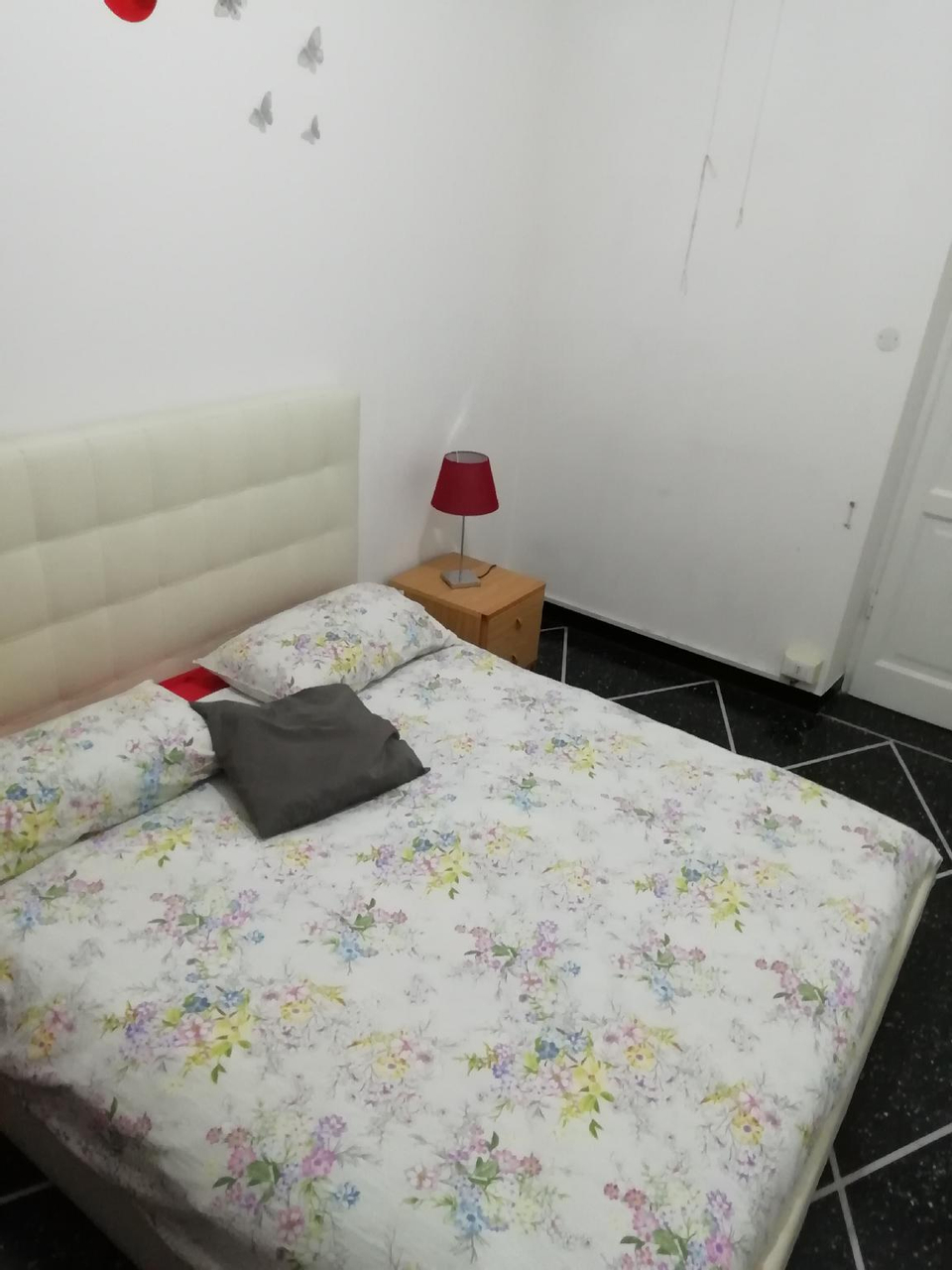 Bedroom 1, Appartamento Invrea Con Posto Macchina, Genova