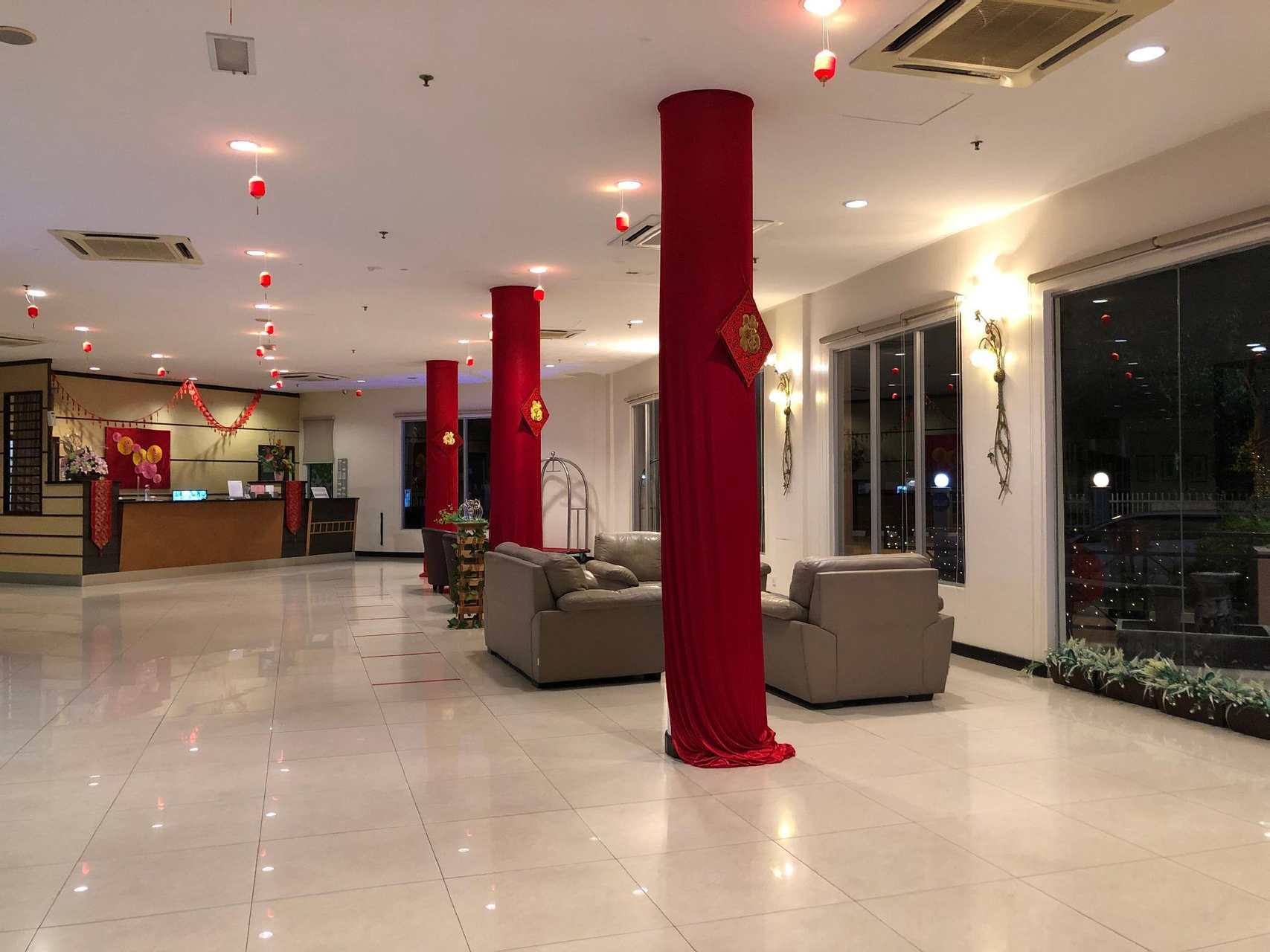 Public Area 2, Capital O 999 Garden View Hotel, Jempol