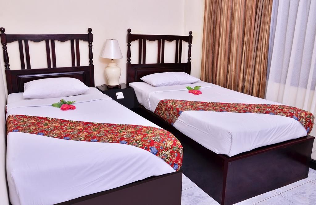 Bedroom 3, Nikita Hotel Bukittinggi, Bukittinggi