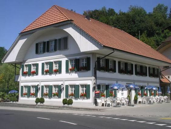 Exterior view 1, Gasthof Lowen, Aarwangen