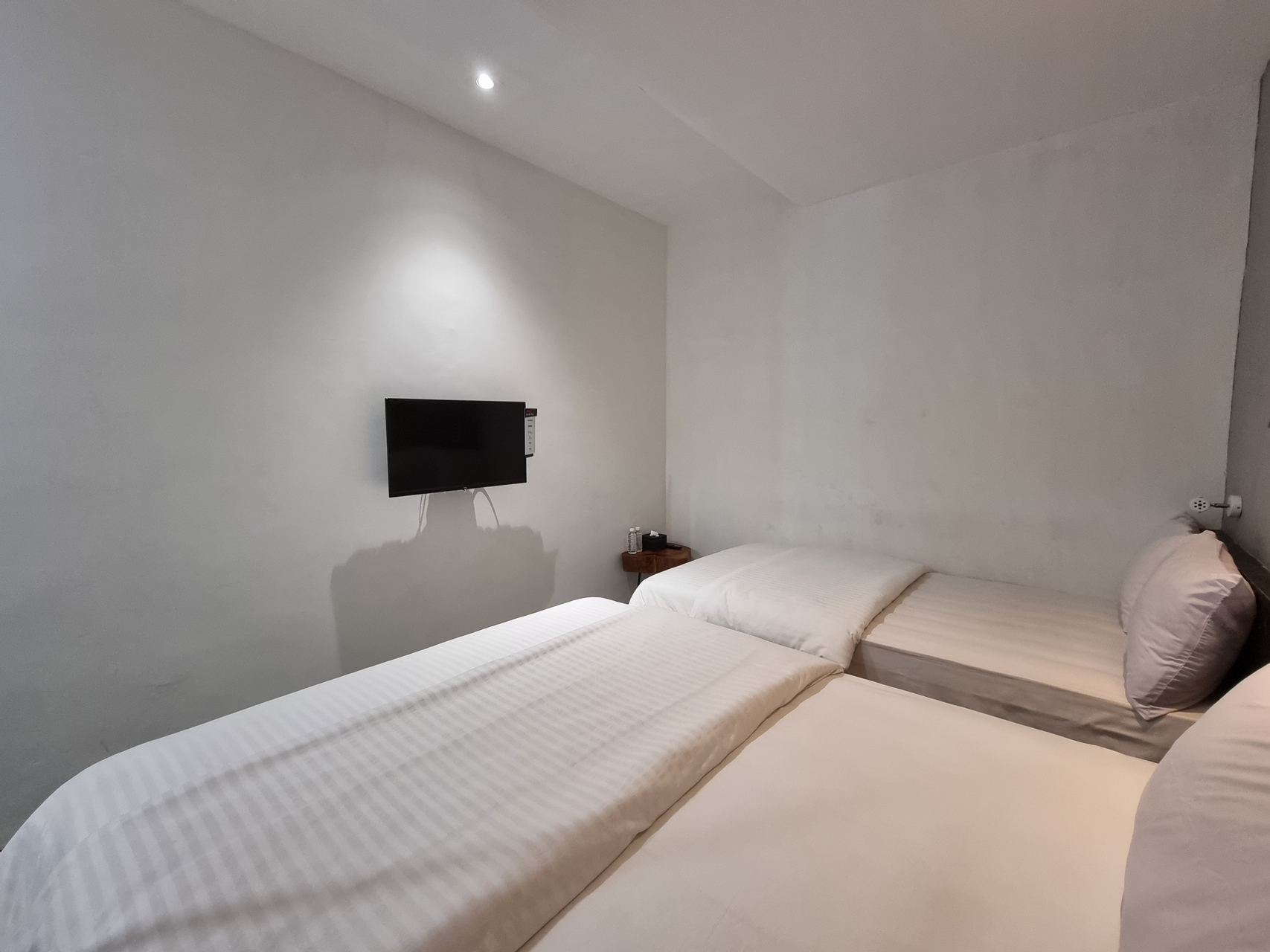 Bed 9