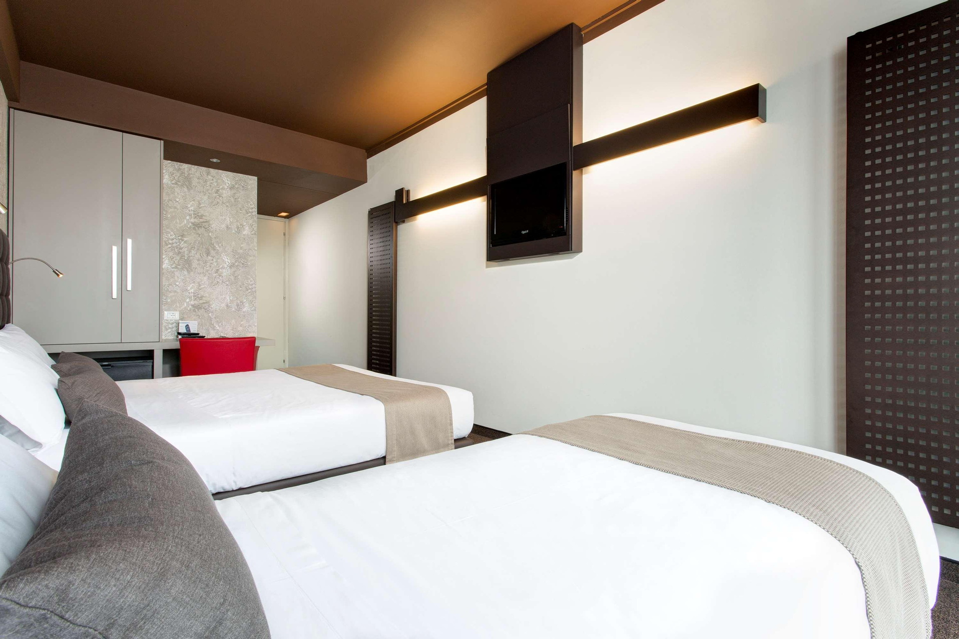 Room 4