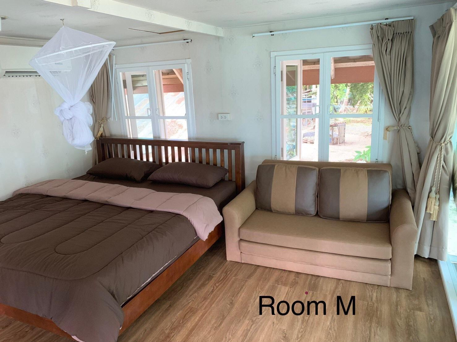 Bedroom 2, Ao-Niang Beach Resort, Kantrang