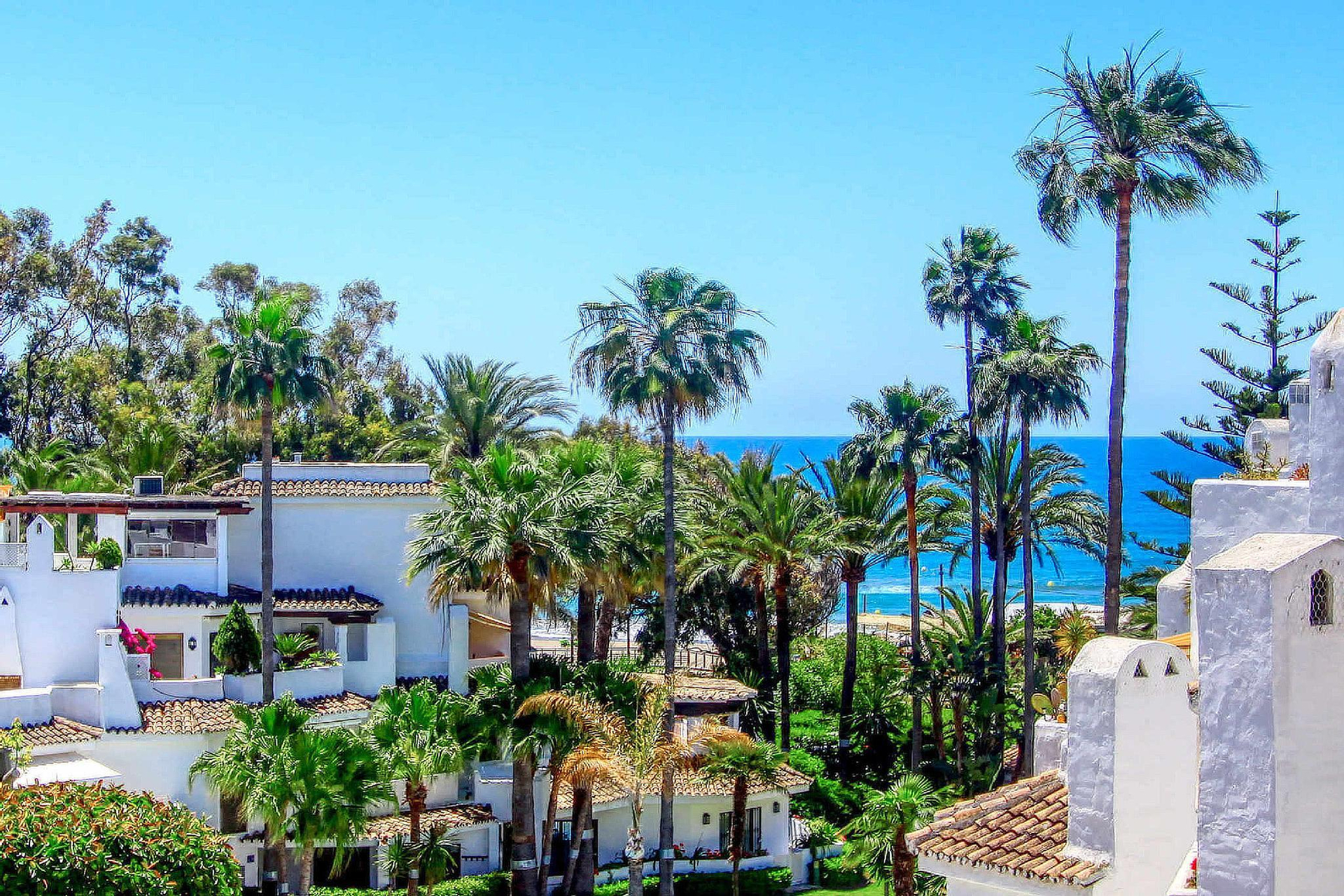 Exterior & Views, Beach front 3 Family Apartments 7 Bedrooms 3 Pools, Málaga
