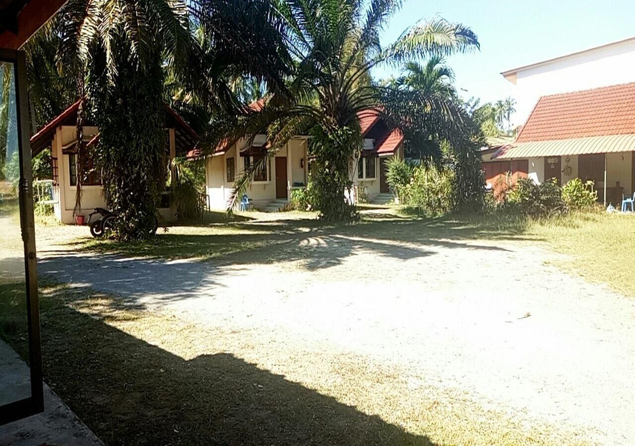 Chill Beach Resort, Pathiu