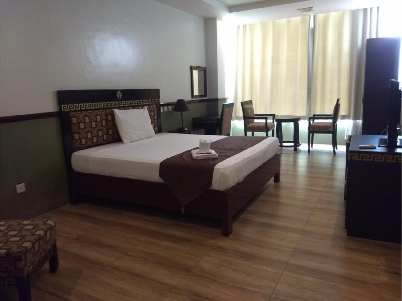 Bedroom 3, OYO 838 Manila Crown Palace Hotel, Manila City