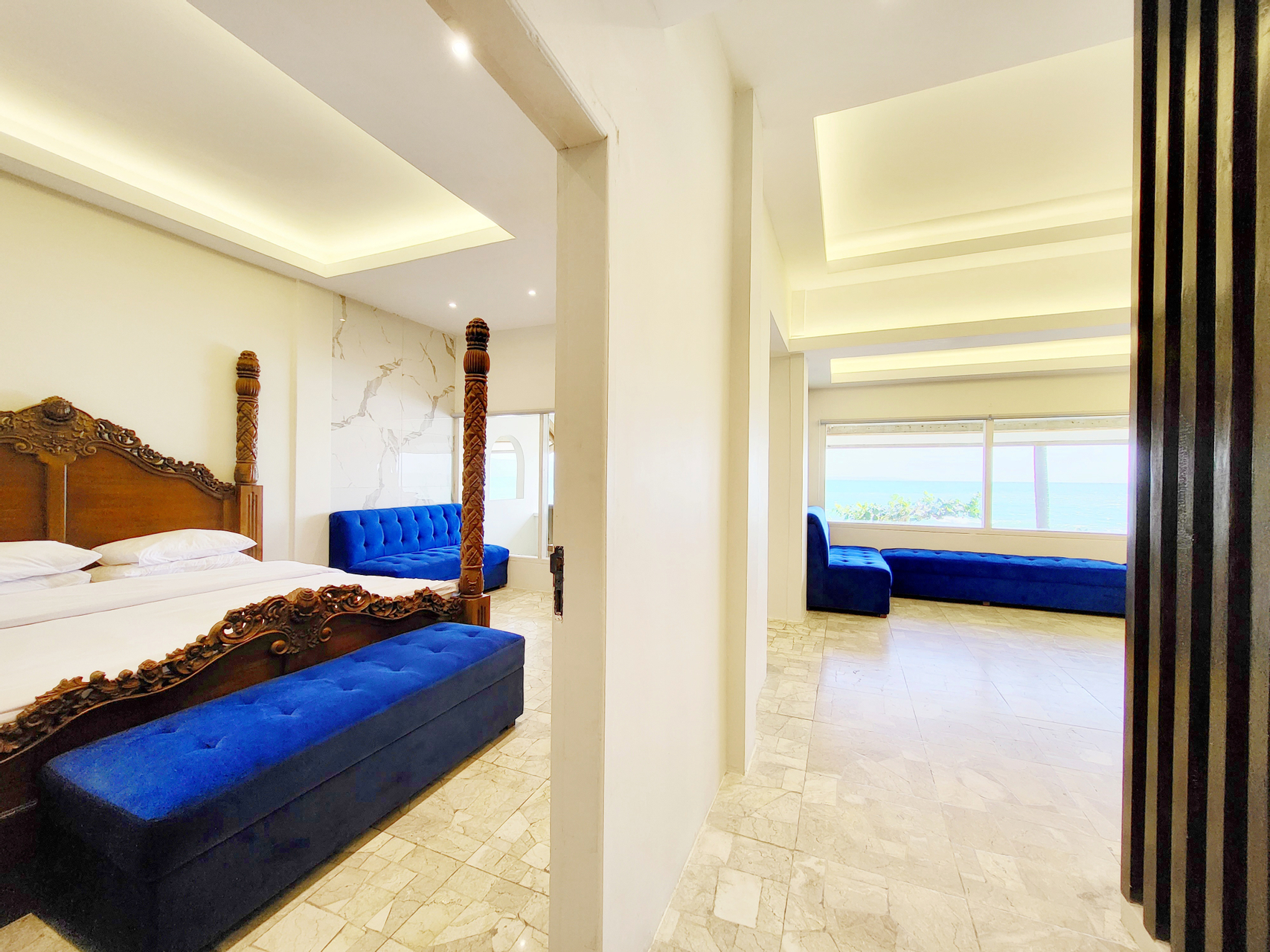 Kamar Keluarga Double atau Ranjang Lain - Pemandangan Samudera