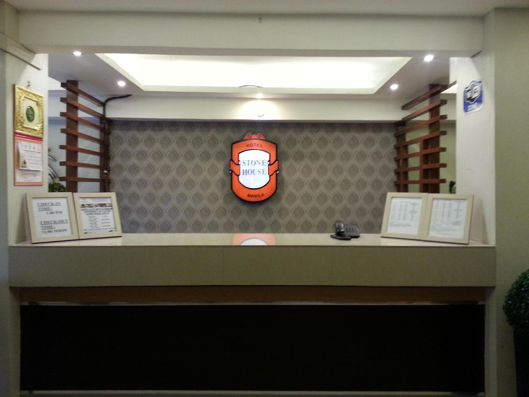 Stone House Hotel Mabini, Manila City