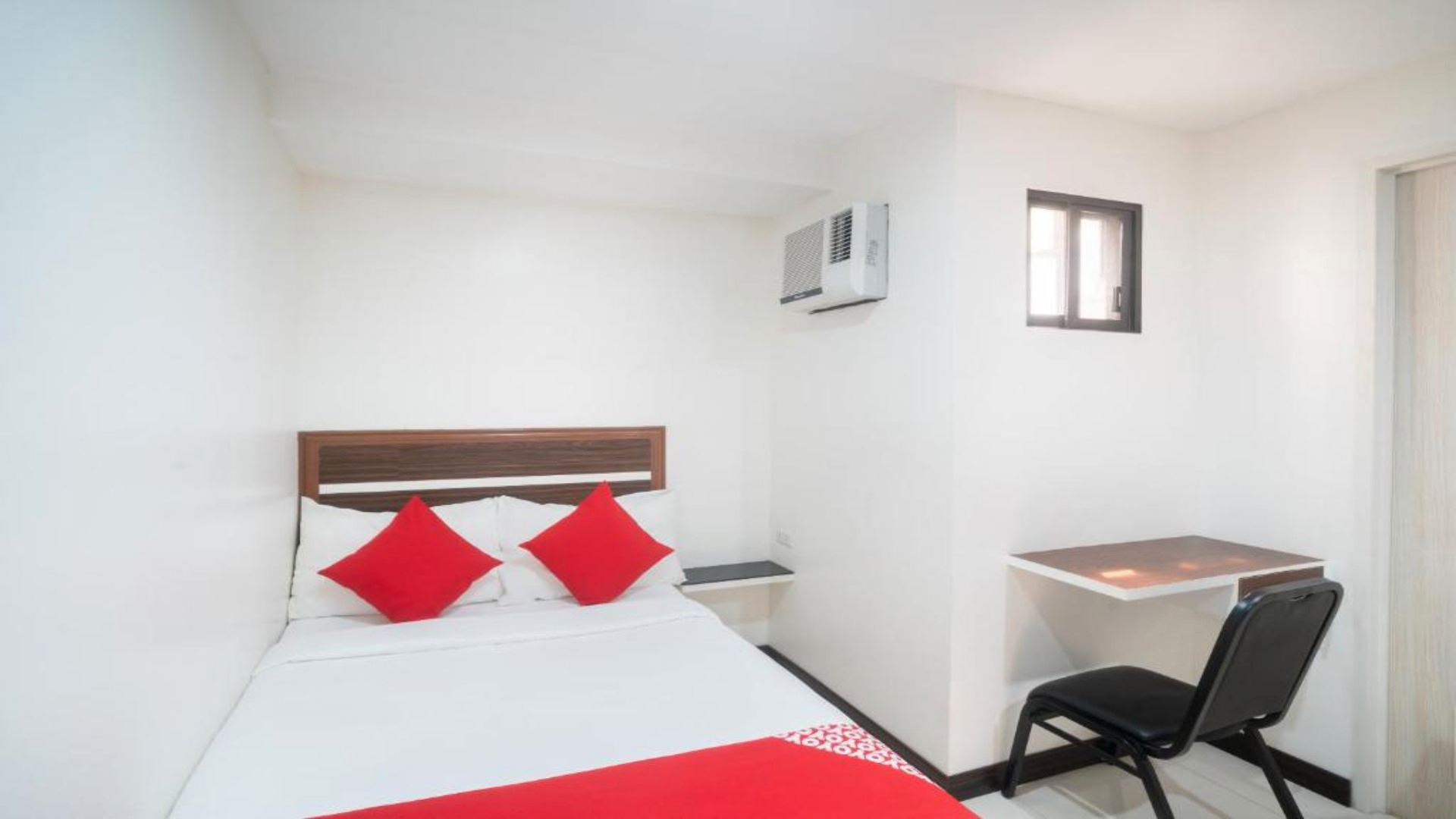 Bedroom 5, OYO 165 Circle-b Apartelle & Suites, Davao City