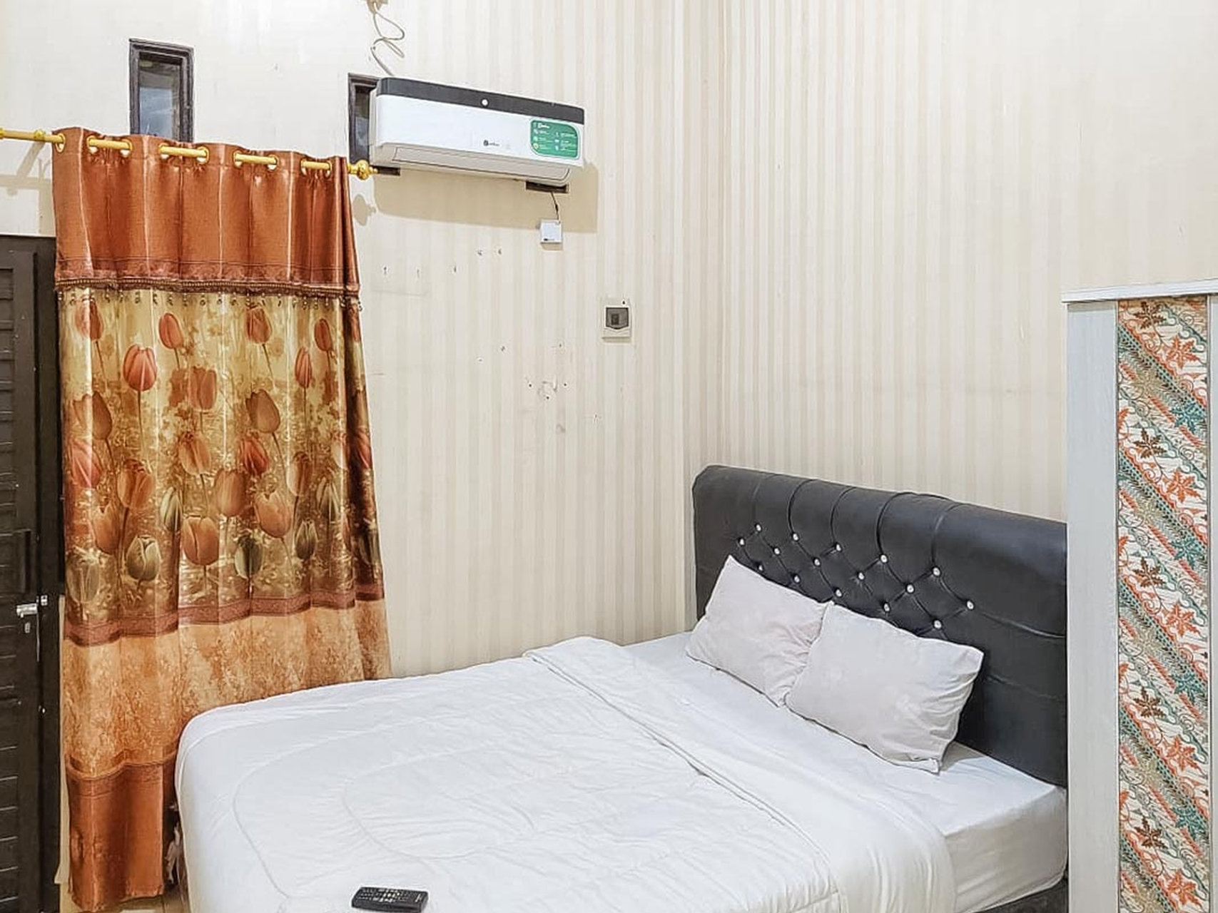 Bedroom 4, Icha Homestay near Terminal Purabaya Madiun, Madiun