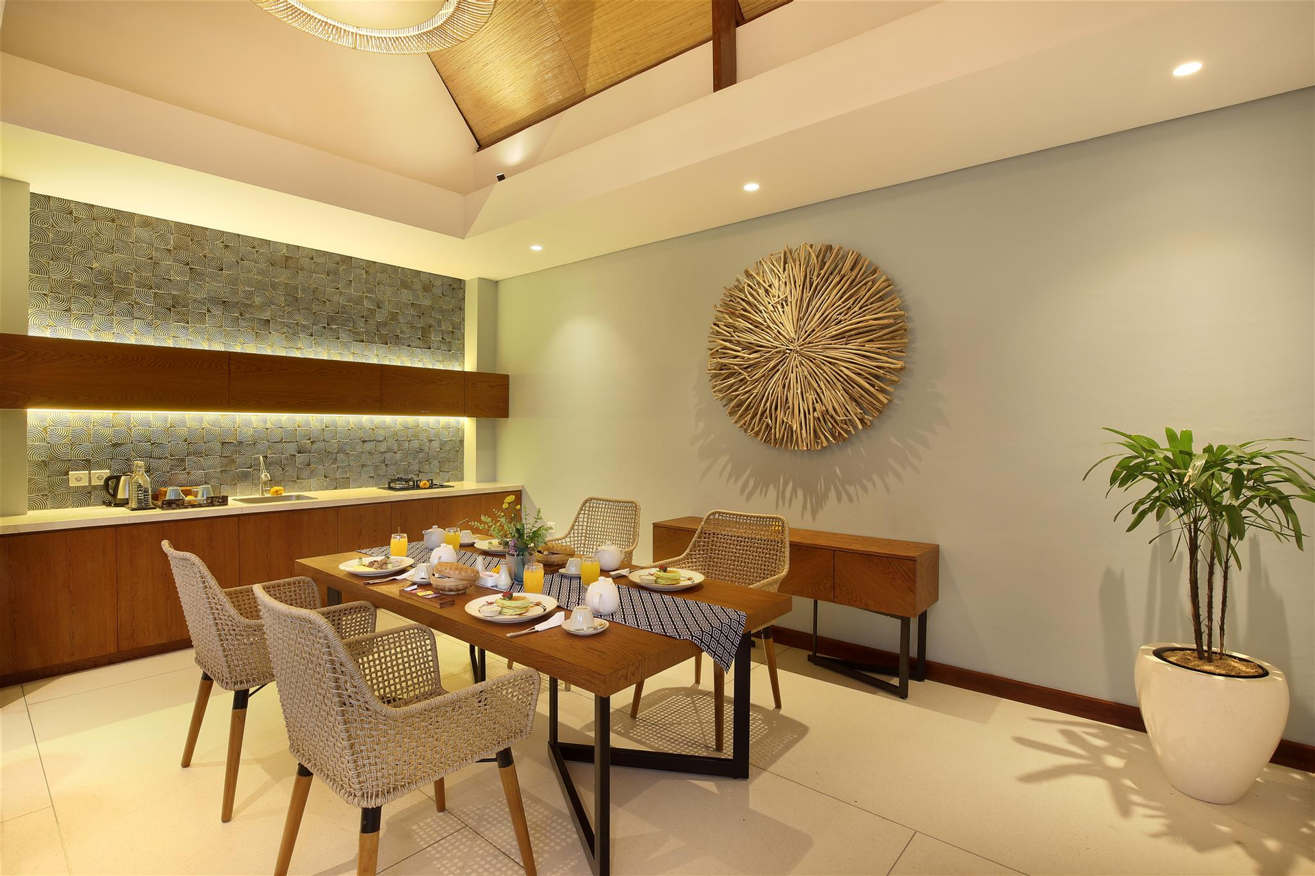 Living Area 24