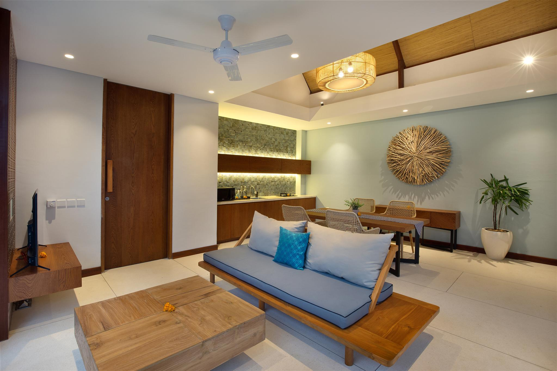 Living Area 21