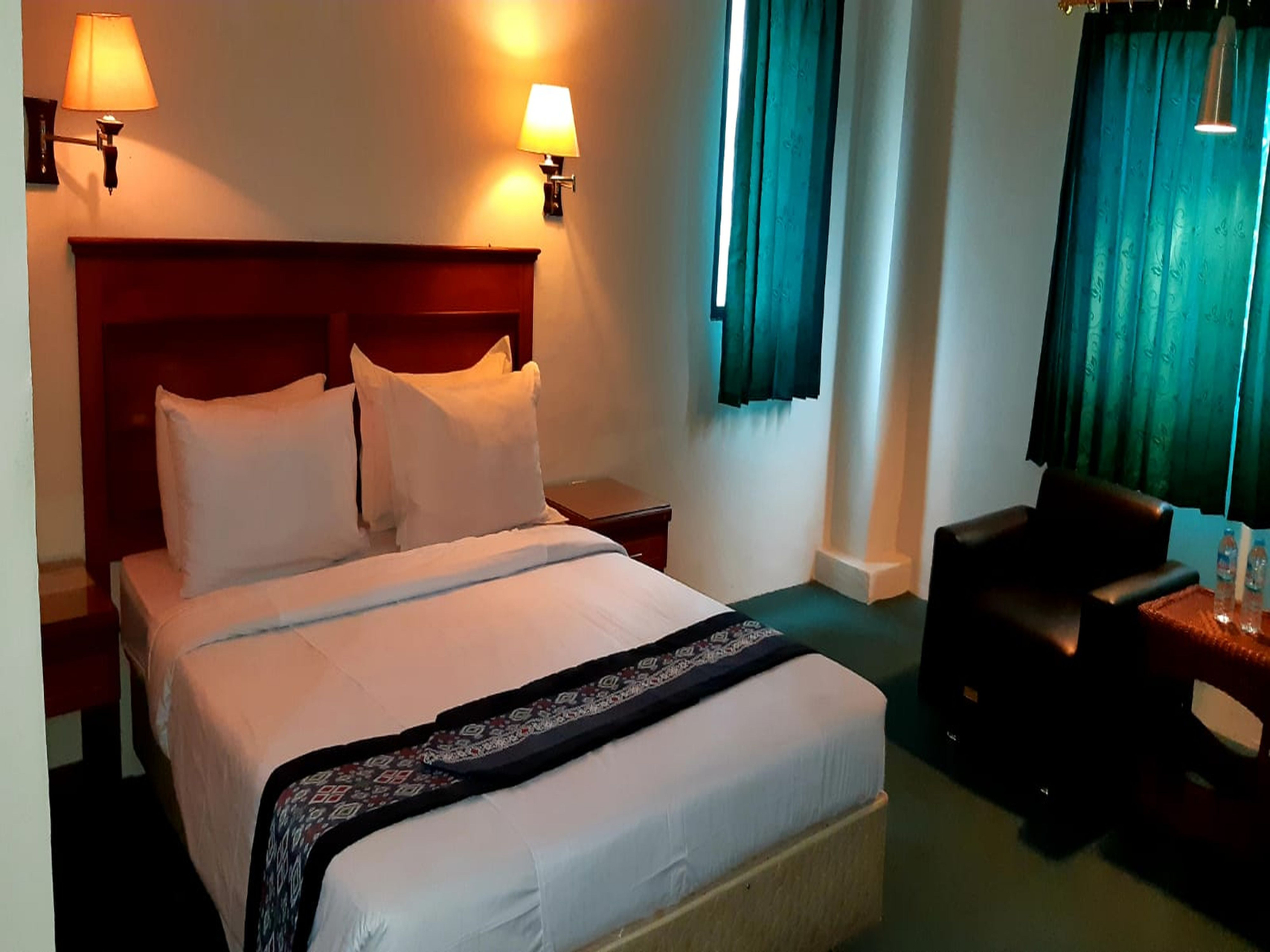 Bedroom 2, Citra Mulia Hotel Restaurant, Palu