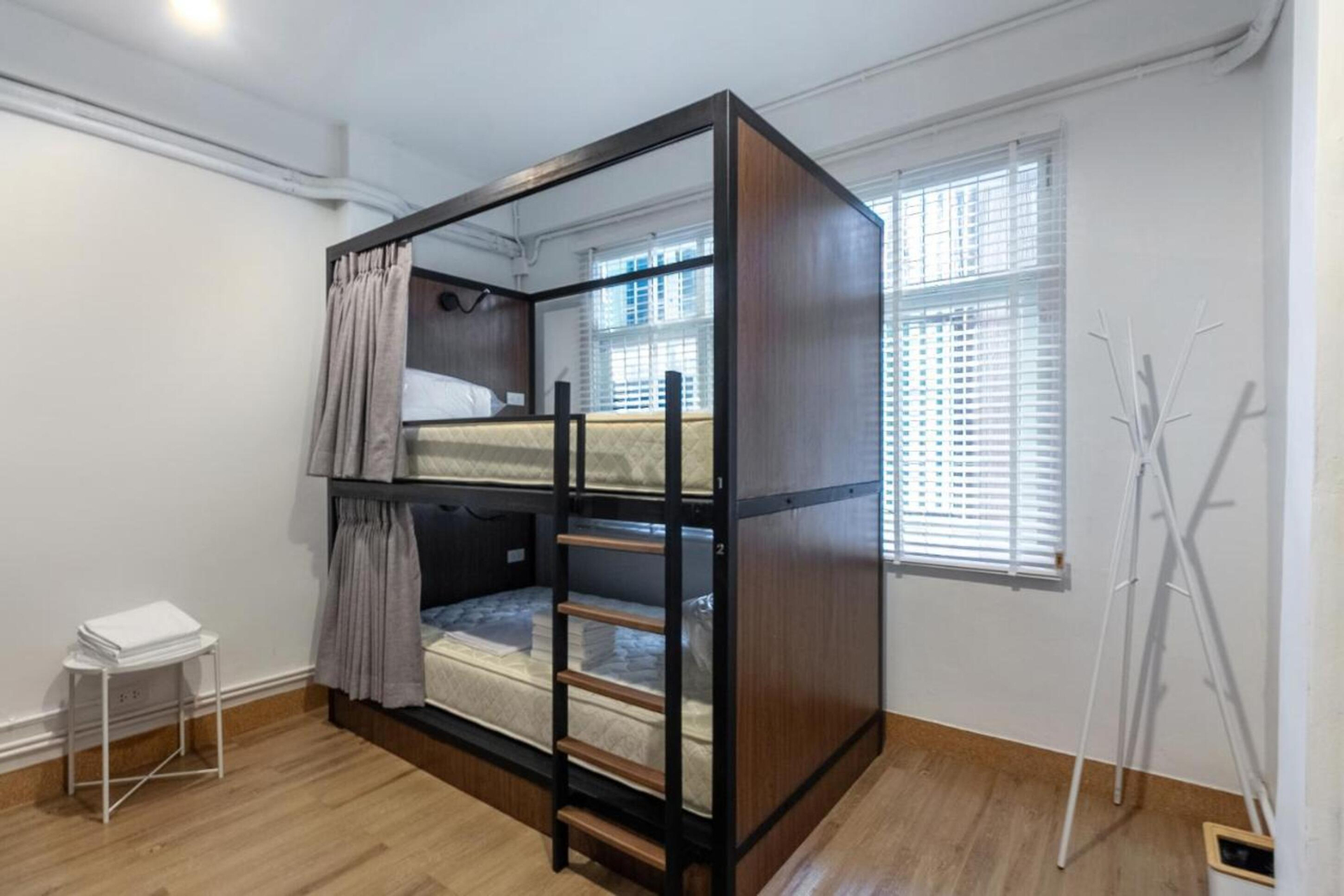 Bed 4