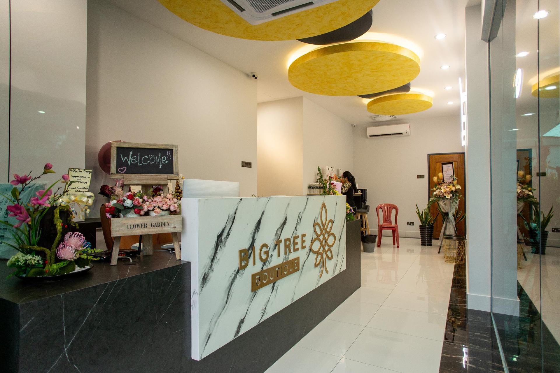 Food & Drinks, Big Tree Boutique, Kinta