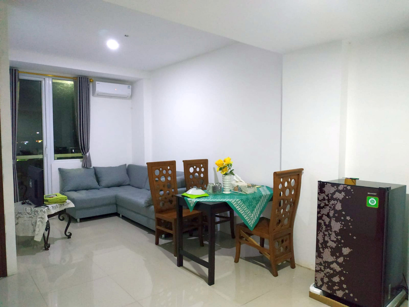 Kamar Keluarga Double atau Ranjang Lain - Pemandangan Gunung
