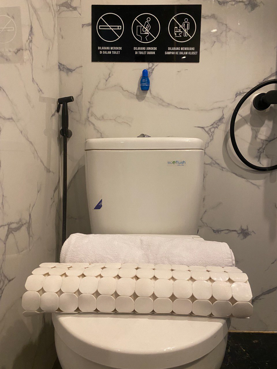 Bathroom 10