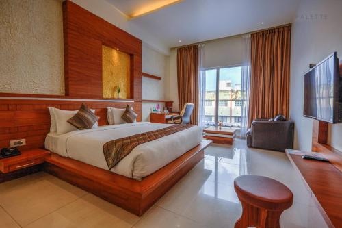 Hotel Pioneer Grand Palace, Kanniyakumari