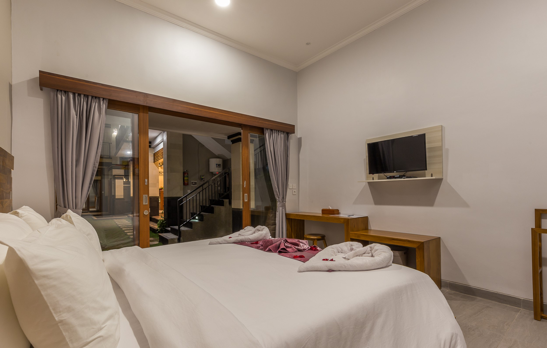 Bed 16