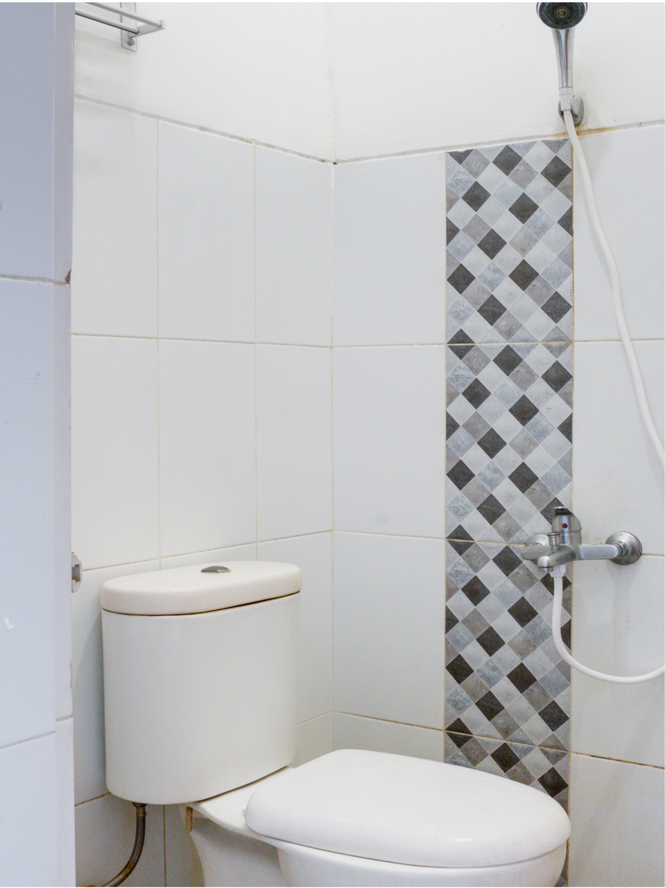 Bathroom 15