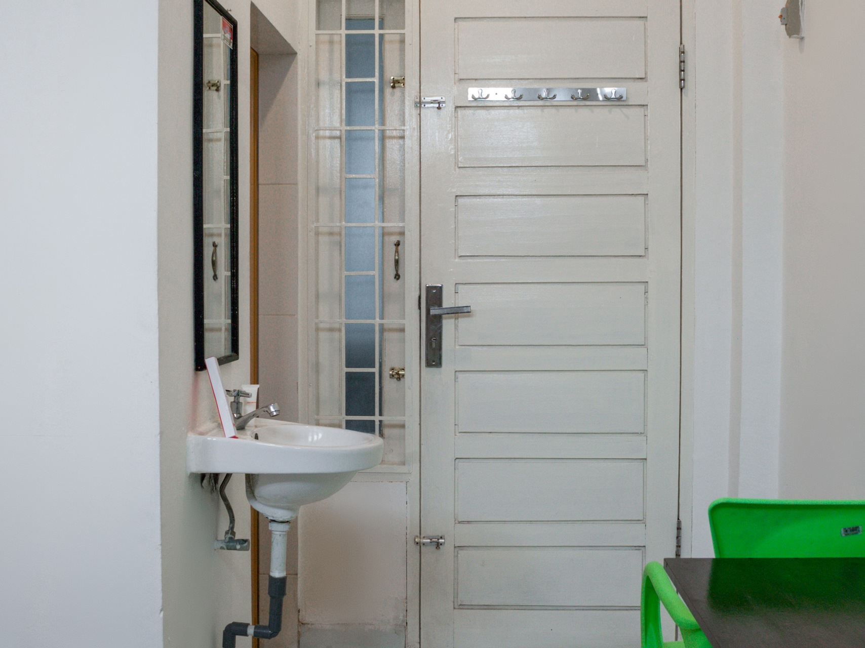 Bathroom 14