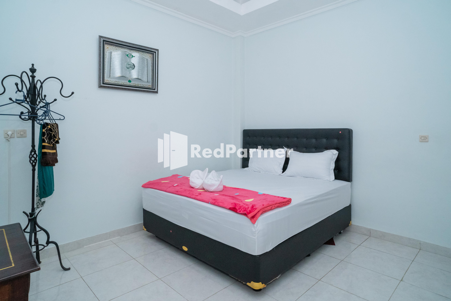 Pondok Wangi Syariah RedPartner near Ambarukmo Plaza Yogyakarta, Yogyakarta