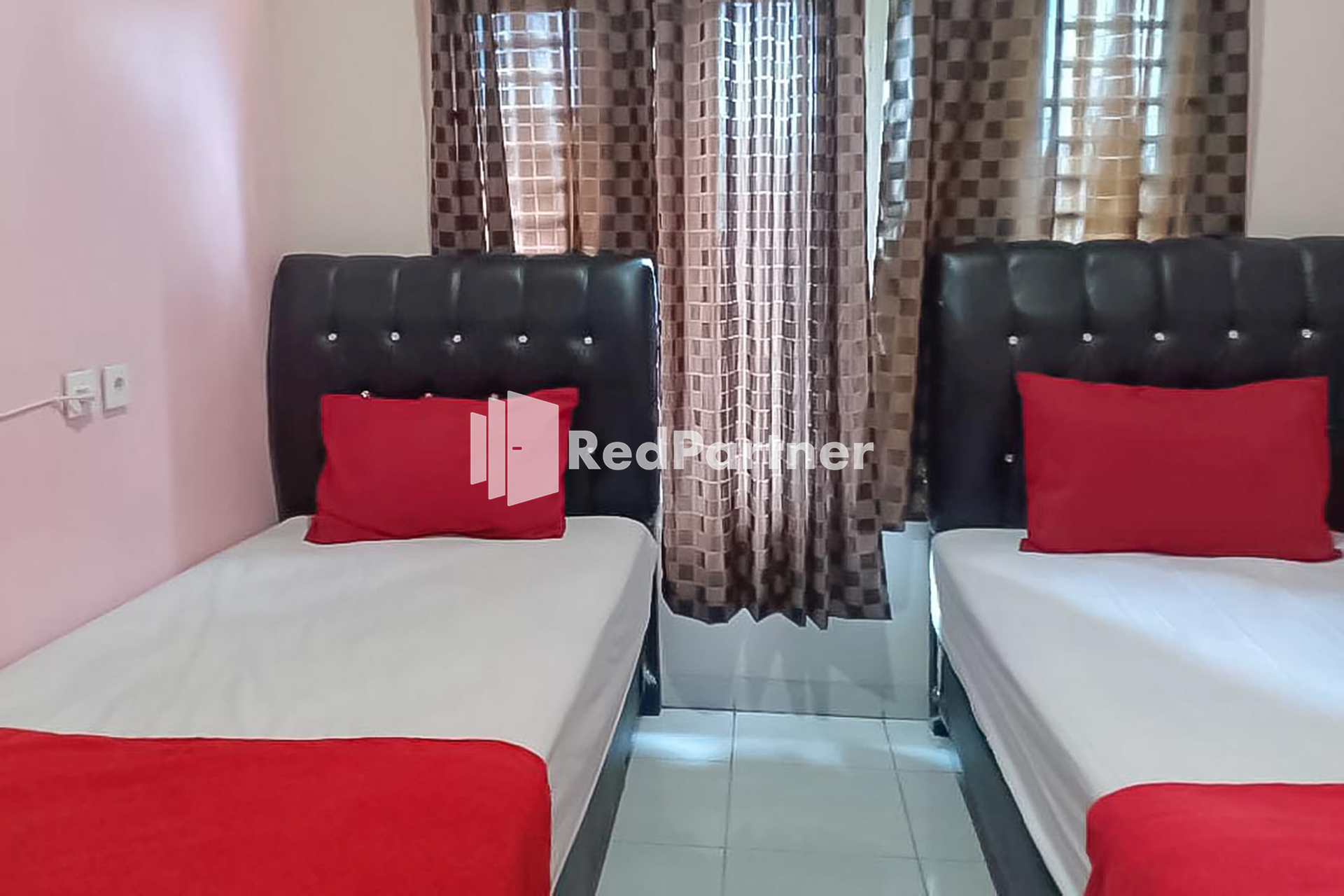 Bedroom 5, Hotel Dheadita Syariah Sungai Penuh RedPartner, Kerinci