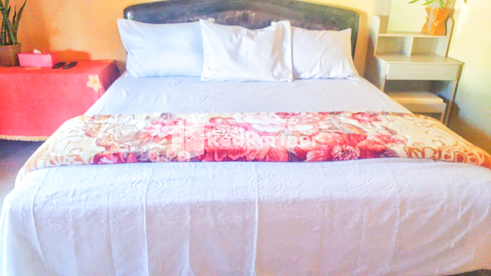Bedroom 3, Paer Doe Bungalow RedPartner, Lombok