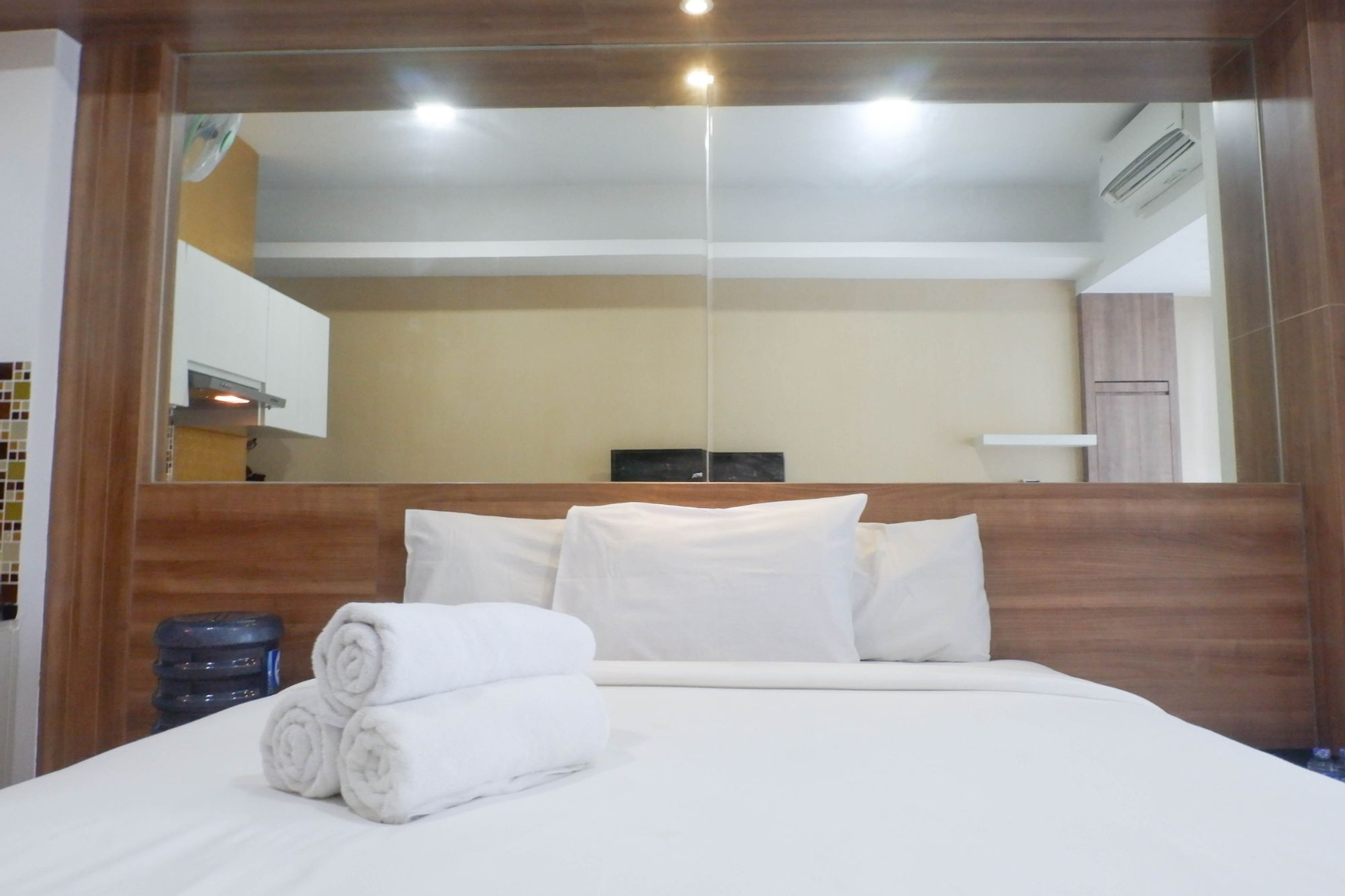 Bedroom 4, Cozy Studio Apartment Connected to Pakuwon Mall at Anderson Supermall Mansion By Travelio, Surabaya