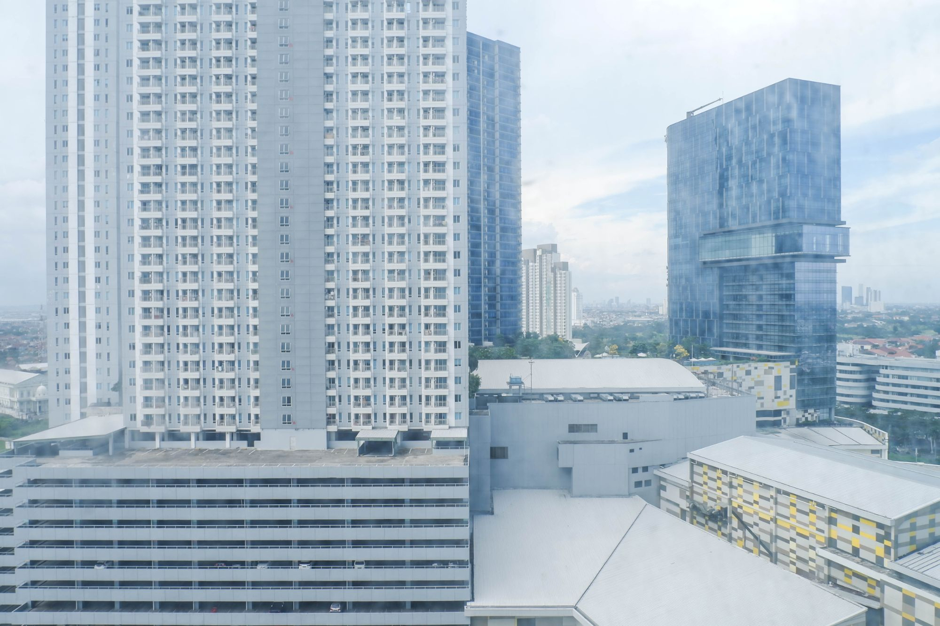 Exterior & Views, Cozy Studio Apartment Connected to Pakuwon Mall at Anderson Supermall Mansion By Travelio, Surabaya