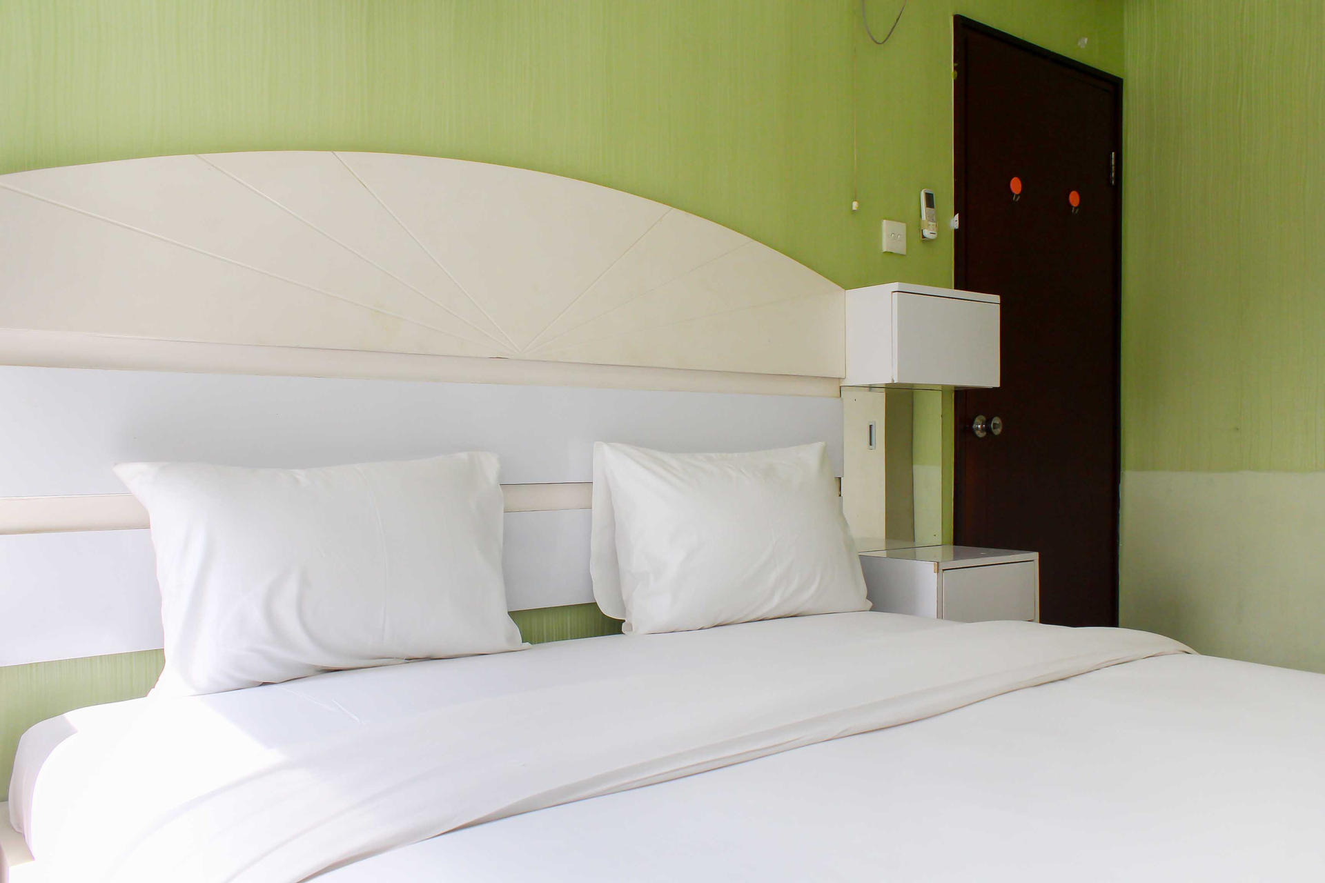 Bedroom 3, Cozy Stay 2BR Ancol Marina Apartment By Travelio, Jakarta Utara