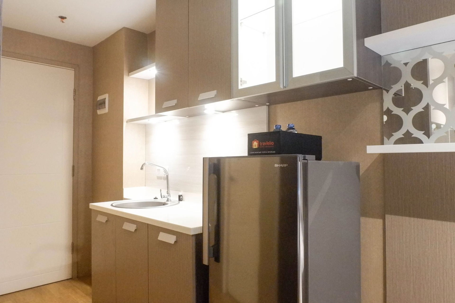 Dining Room 1, Stylish Studio Apartment Connected to Pakuwon Mall at Orchard Supermall Mansion By Travelio, Surabaya