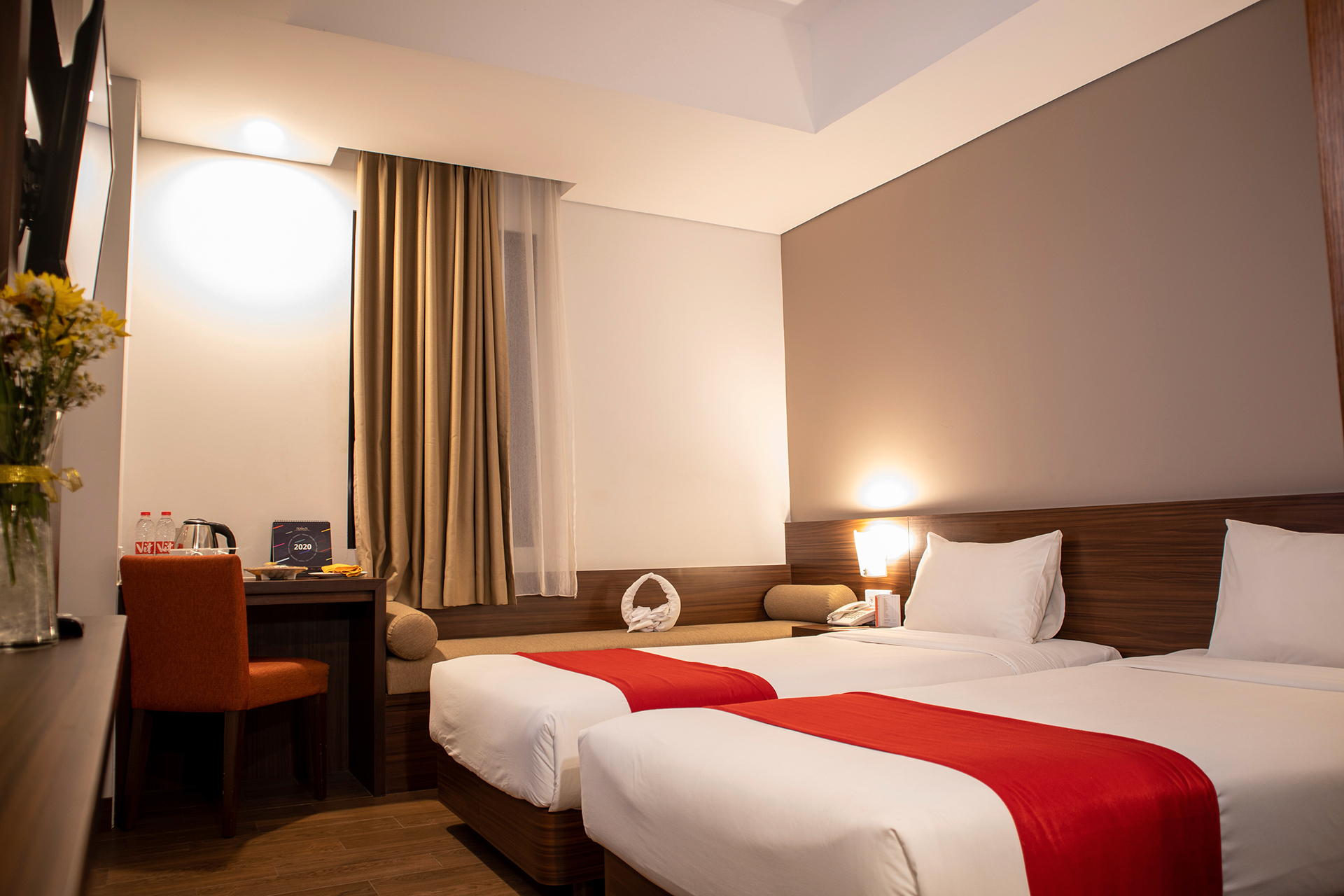 Kamar Deluks Double atau Ranjang Lain